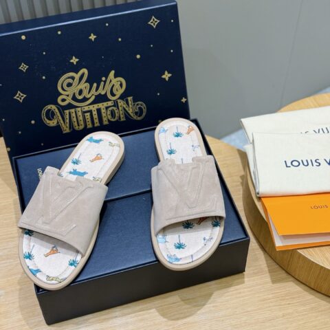 LV L家Waterfront凉拖
