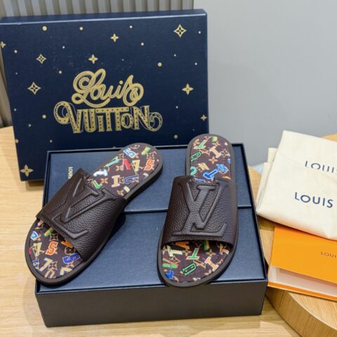 LV L家Waterfront凉拖