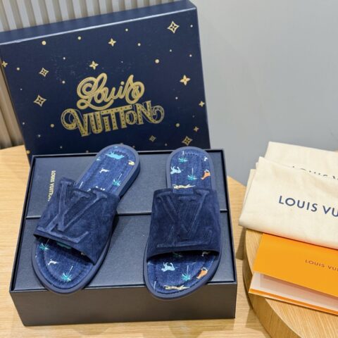 LV L家Waterfront凉拖