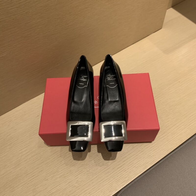 Roger Vivieri 2.5cm方扣漆皮