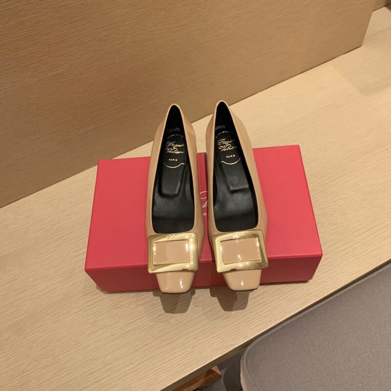 Roger Vivieri 2.5cm方扣漆皮