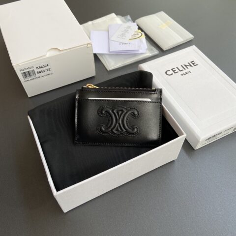 CELINE TRIOMPHE亮泽牛皮革卡包 编号:10K58304EMJ.04LU K58304 黑色全皮