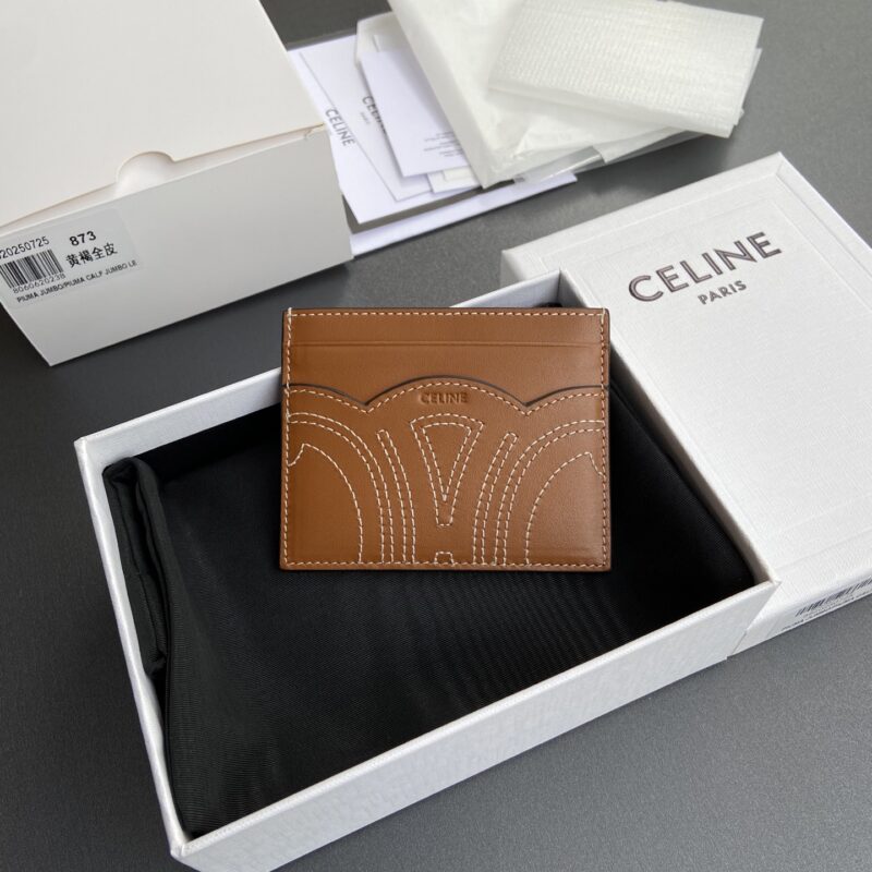 CELINE TRIOMPHE亮泽羊皮革卡包 编号:10B873EMJ.04LU873 873 黃褐全皮