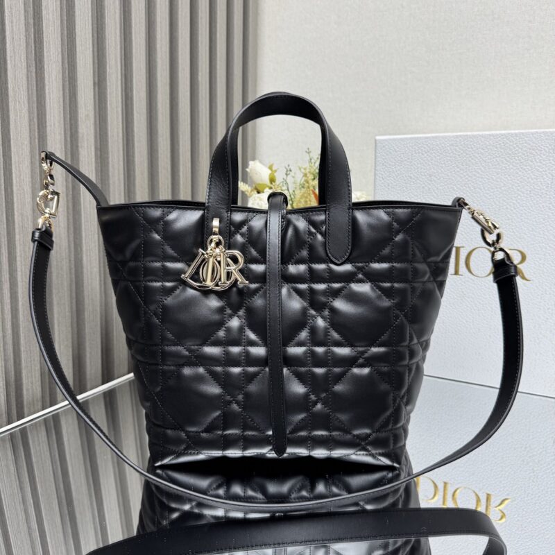 DIOR Toujours 竖版手袋 型号:M2836 黑色