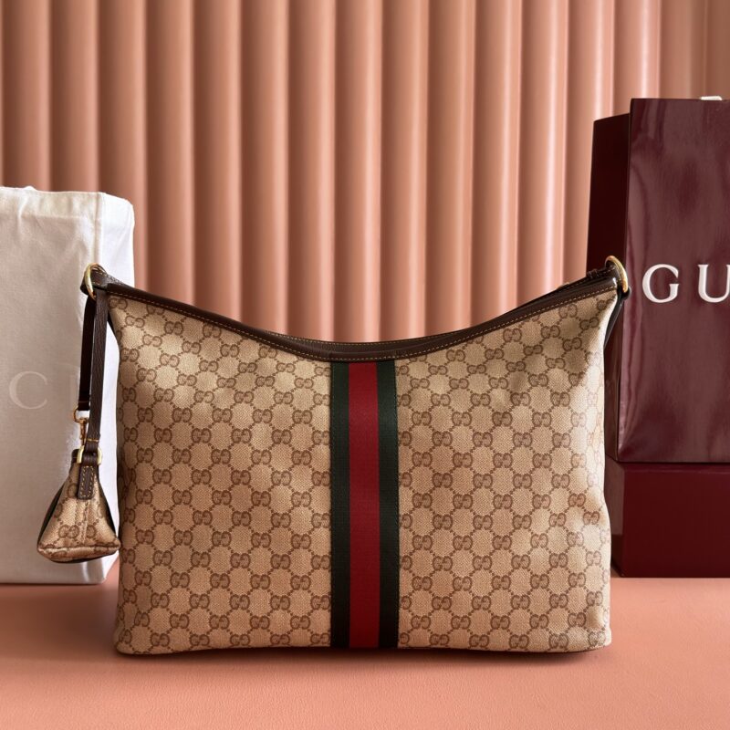 GUCCI Generation 系列 型号：A008NS杏色/水晶