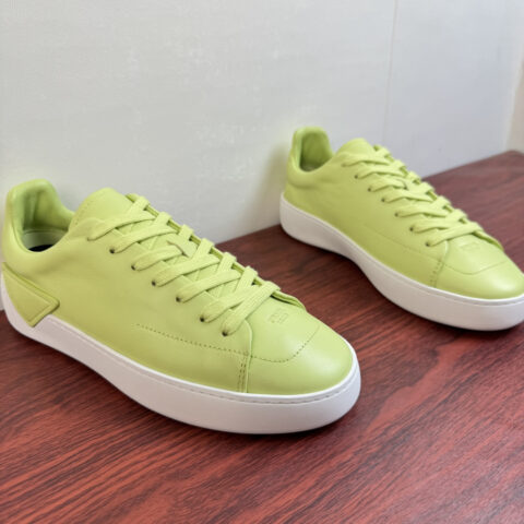 PRADA 男士Court皮革运动鞋 货号：2EE483 绿色