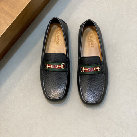 GUCCI 经典豆豆鞋