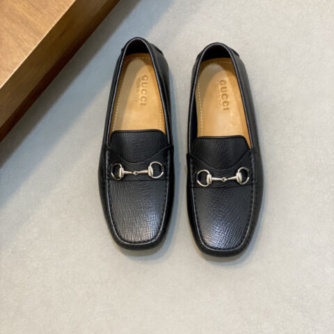 GUCCI 经典豆豆鞋