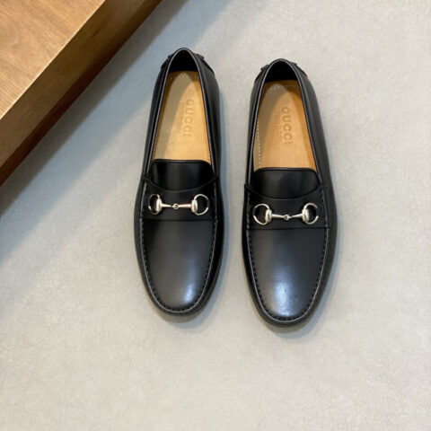 GUCCI 经典豆豆鞋