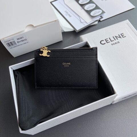CELINE 手掌紋牛皮革拉鏈卡包 编号:10M083FRJ.38NO 083 08301 黑色手掌紋全皮