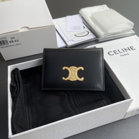 CELINE TRIOMPHE亮泽牛皮革翻蓋卡包 编号:10I 353 CPJ.04LU352 353  黑全皮