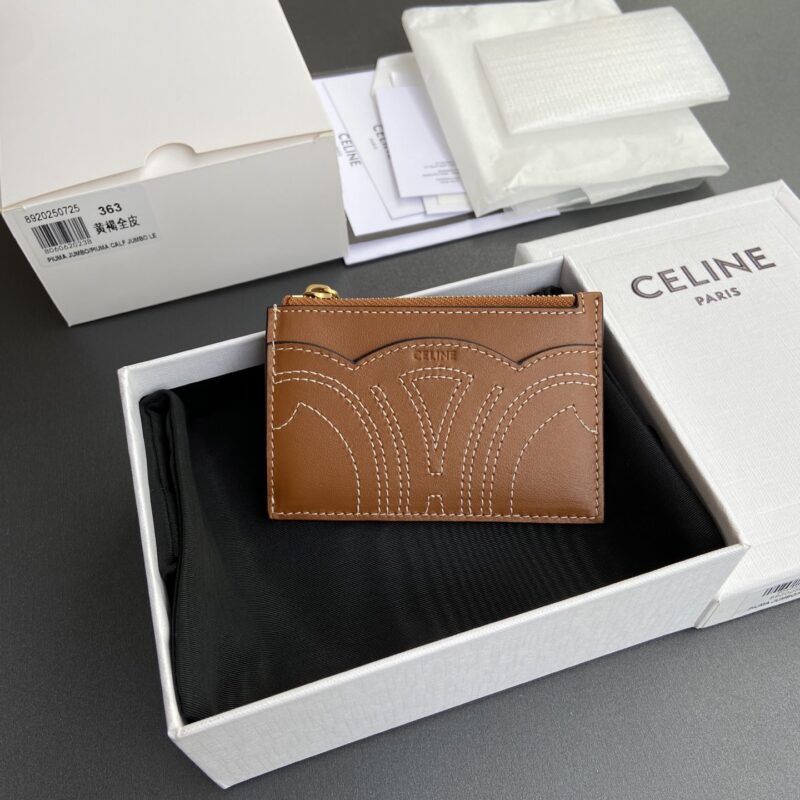 CELINE TRIOMPHE亮泽羊皮革卡包 编号:10K363EMJ.04LU363 363 黃褐全皮