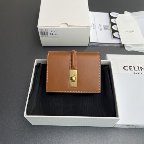 CELINE TRIOMPHE亮泽牛皮革卡包 牛皮革 编号:10M473GCG.38NO473 473 黃褐全皮