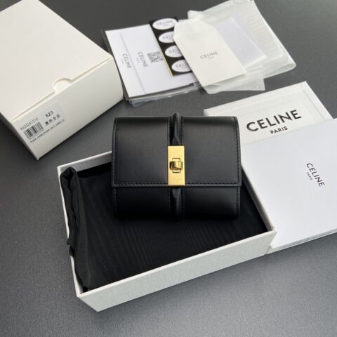 CELINE TRIOMPHE亮泽牛皮革钱包 编号:10M523GCG.04LU 523 523  黑色全皮