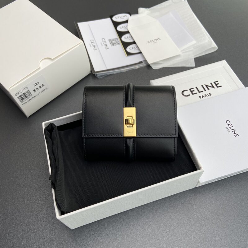CELINE TRIOMPHE亮泽牛皮革钱包 编号:10M523GCG.04LU 523 523  黑色全皮