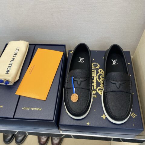 LV 男士乐福鞋