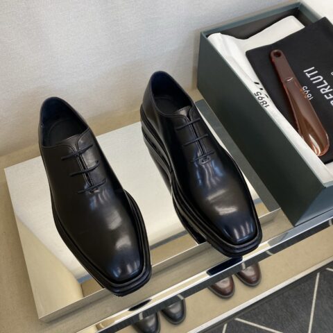 BERLUTI 时尚德比鞋