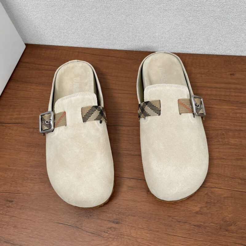 Burberry 新款男士格纹皮革 Urchin 半拖 货号:60426半拖 烘培色