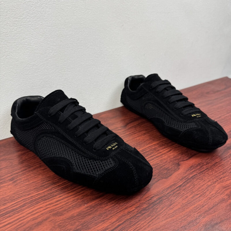 PRADA Montecarlo绒面牛皮革与网眼运动鞋 货号:2E2470W黑色