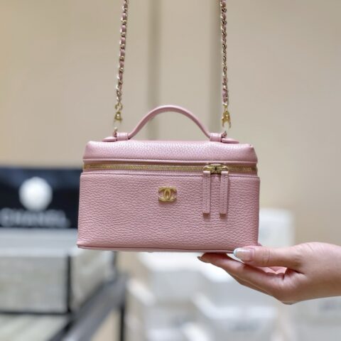 CHANEL 26A 极简风LP饭盒包👜AP5346