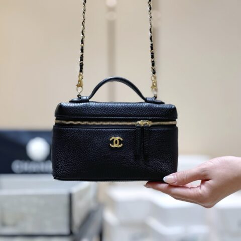 CHANEL  26A 极简风LP饭盒包👜 AP5346