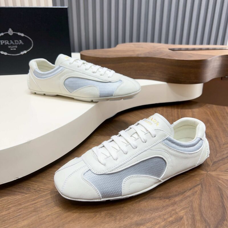 PRADA Montecarlo Re-Edition 2005 复古羊皮革运动鞋 货号：4E1166
