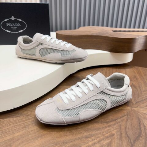 PRADA Montecarlo Re-Edition 2005 复古羊皮革运动鞋 货号:4E1166
