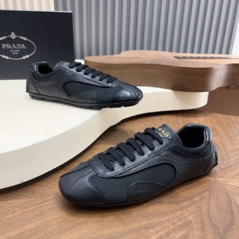 PRADA Montecarlo Re-Edition 2005 复古羊皮革运动鞋 货号：4E1166
