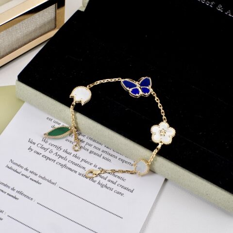 Van Cleef&Arpels Lucky Spring蓝蝴蝶手链
