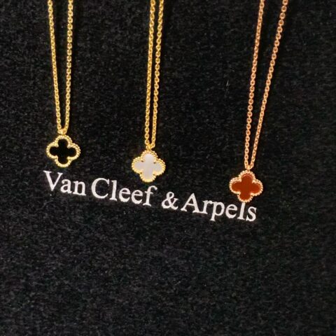Van Cleef&Arpels Vca灭世版mini四叶草项链