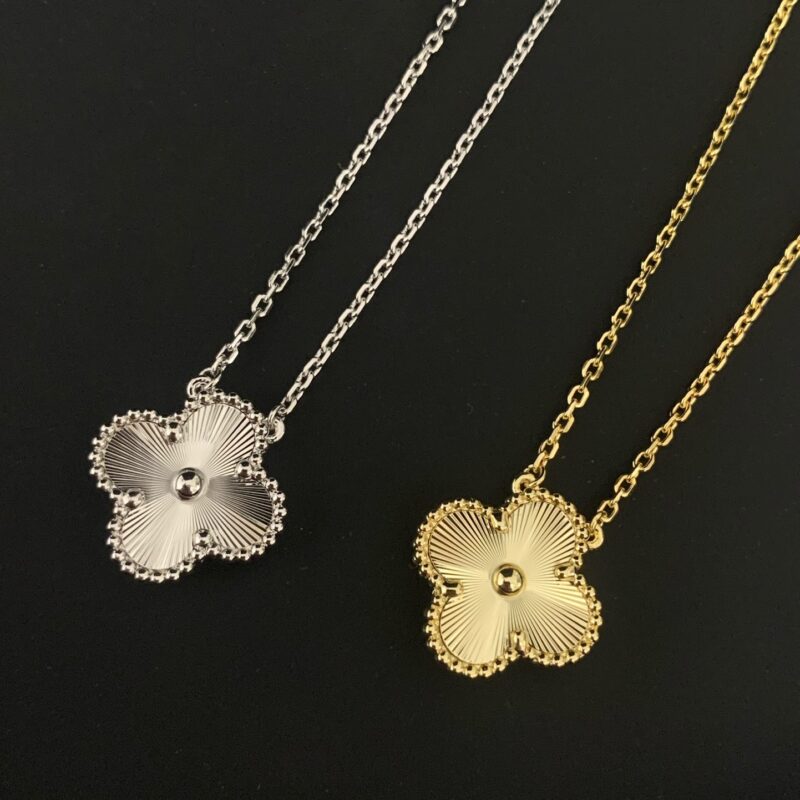 Van Cleef&Arpels Vca镭射单花项链