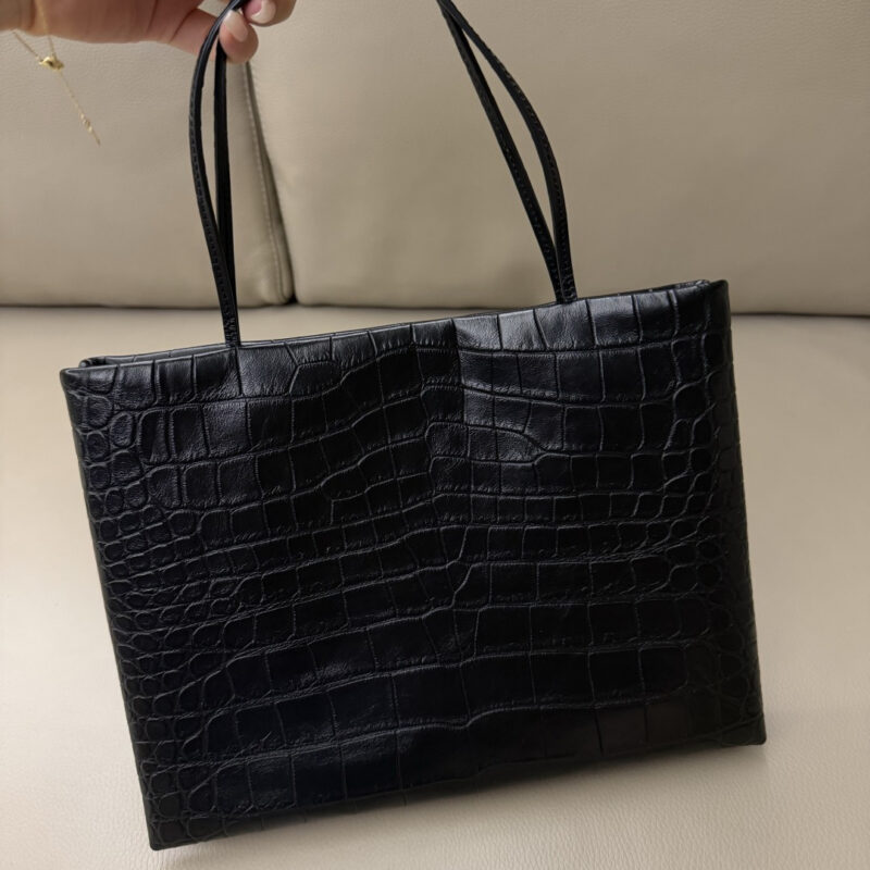 THE ROW Cecily Top Handle Bag 型号:TR1237 鳄鱼纹黑色 大号