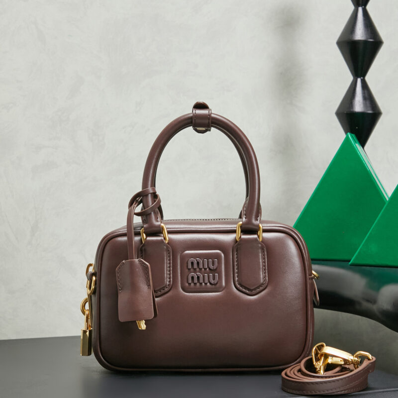 MIUMIU 新品too pretty保龄球手袋 5BB123 石楠木