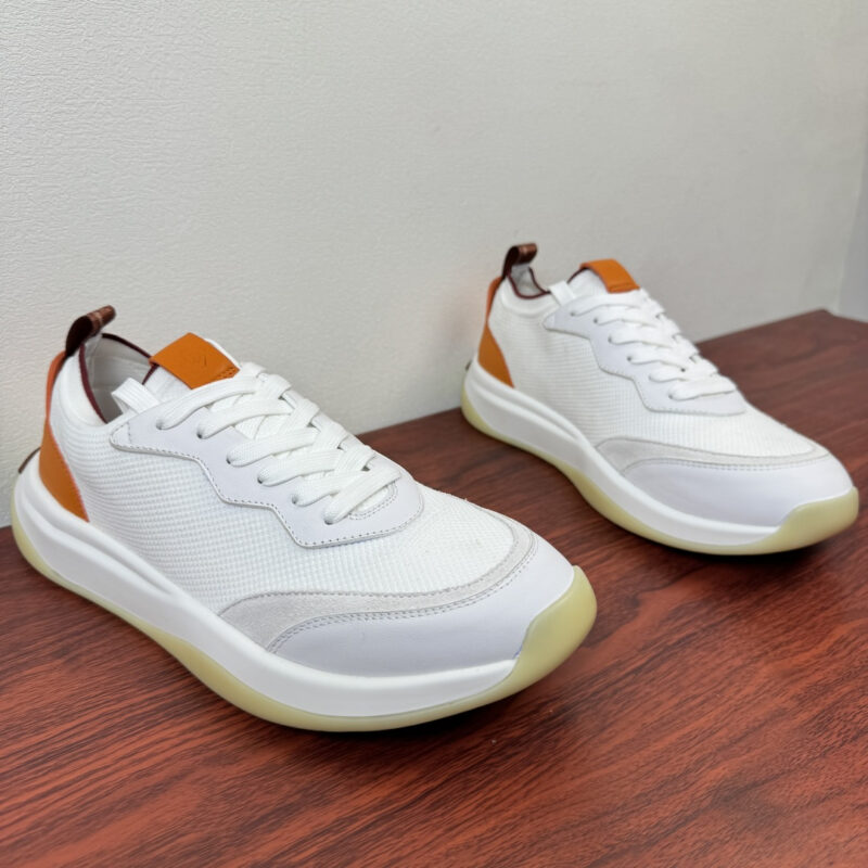 LoroPiana Walk Wish 男士运动鞋 货号:FAO3862 白色