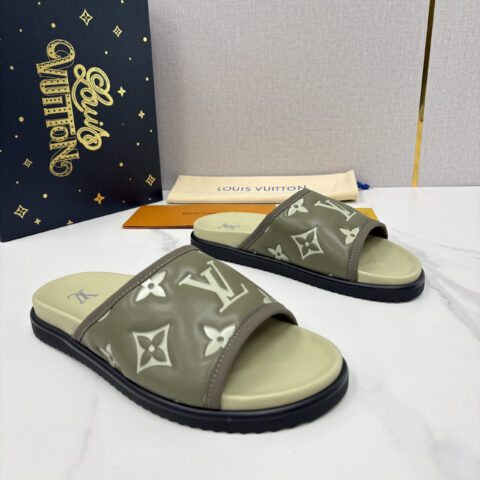 LV 直拖老花凉拖