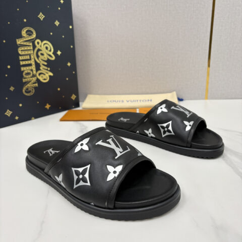 LV 直拖老花凉拖
