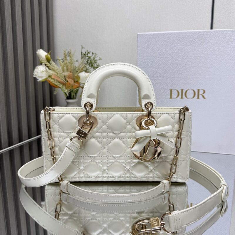 DIOR LADY D-JOY 手袋 型号：0540 「白色带蝴蝶结小羊皮」中号