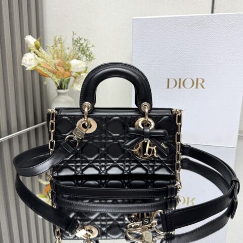 DIOR LADY D-JOY 手袋 型号:0613「黑色带蝴蝶结小羊皮」小号