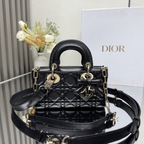 DIOR 原单D-joy最新mini系列 型号:0636 黑色带蝴蝶结羊皮