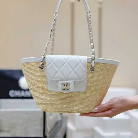 CHANEL 26C 手工编织菜篮子沙滩包👜 AS5951