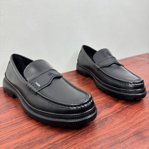 DIOR 男士轻质皮革乐福鞋