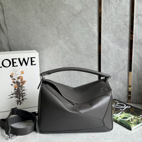 LOEWE 粒面深灰色puzzle 0158