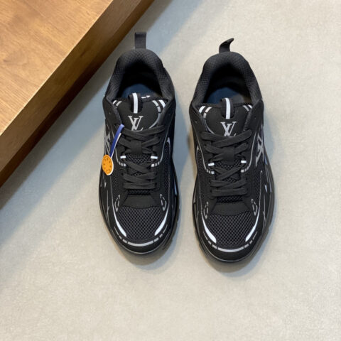 LV Run 2.0运动鞋