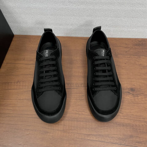 PRADA Speedrock 男士尼龙与绒面皮革运动鞋