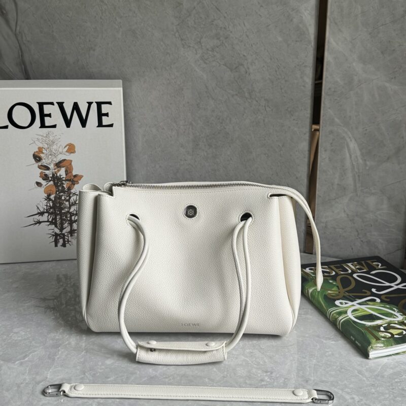 LOEWE 新款Madrid荔枝纹 0806 白色