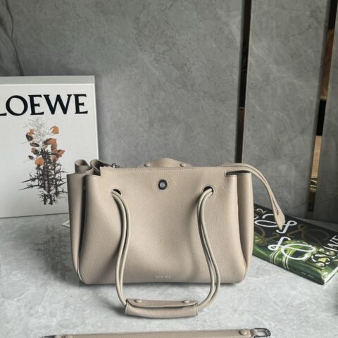 LOEWE 新款Madrid荔枝纹 0806 粘土绿中号