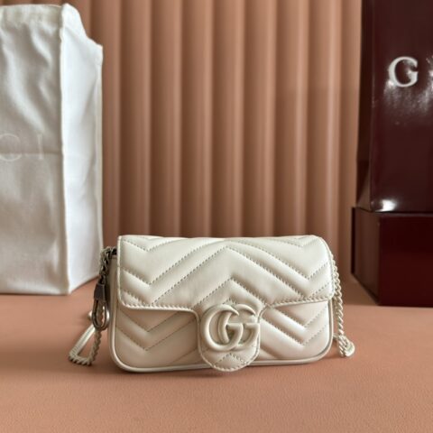 GUCCI GG Marmont系列超迷你手袋 型号:476433白扣全皮/原厂皮