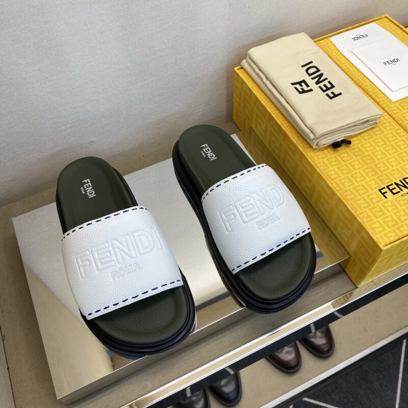 FENDI 男士拖鞋
