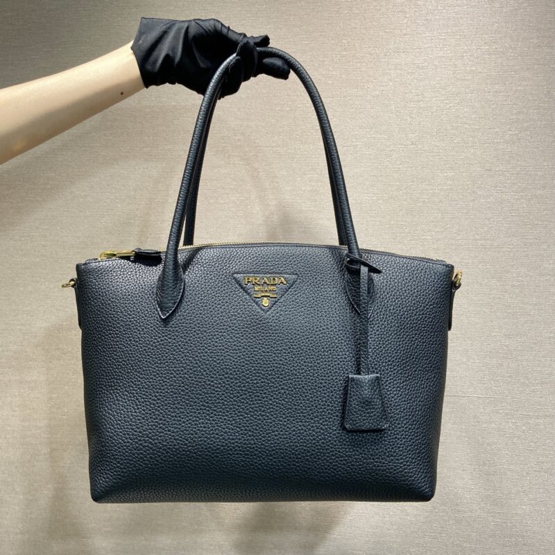 PRADA 🎉新品女包🎉1BG627🎉