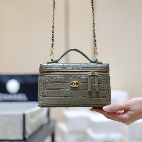 CHANEL 26A 鳄鱼纹LP饭盒包👜 AP5346